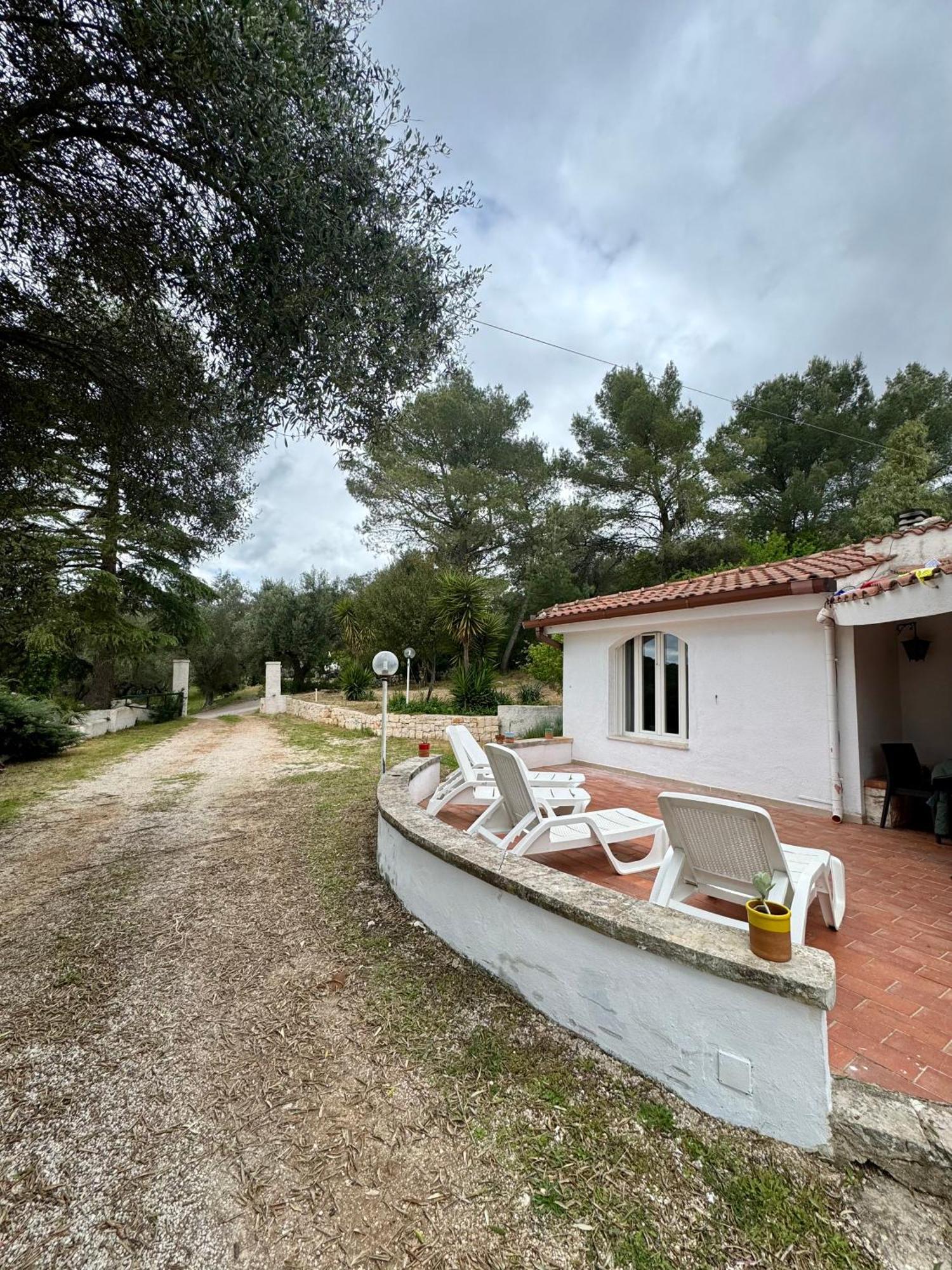 Trulli Nel Bosco Itria Valley Ceglie Messapica Exterior foto